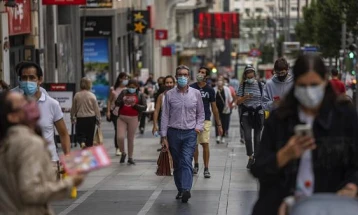 Austria heq karantinën e detyrueshme për personat pozitiv me Kovid pa simptoma