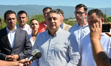 Rustemi: Ndërtimi i autostradës Shkup-Bllacë është vonuar për shkak të problemeve me shpronësimin