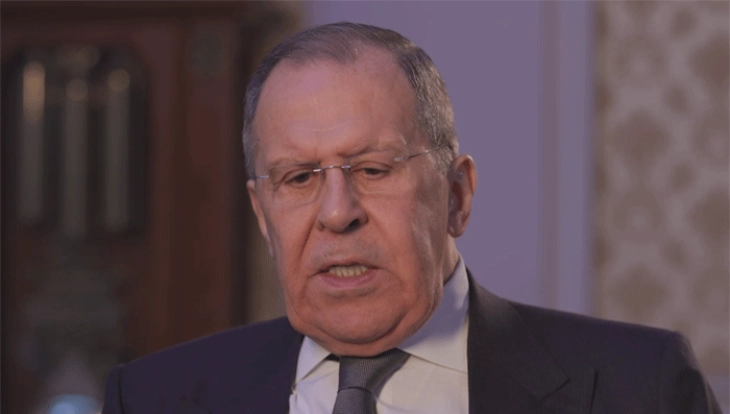 Lavrov: Dërgimi i armëve në Ukrainë vetëm do ta zgjasë konfliktin