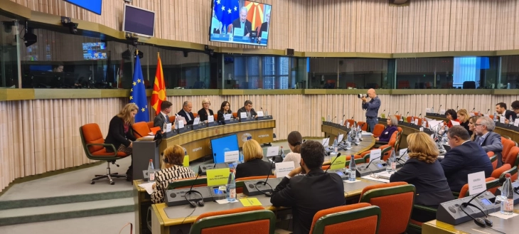 Takim i Komitetit të përzier parlamentar: Filloi faza e re në raportet mes BE-së dhe Maqedonisë së Veriut
