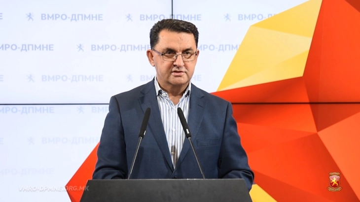 VMRO-DPMNE: Kryetari i Këshillit të Qytetit të Shkupit është penguar të punojë sipas Rregullores së punës