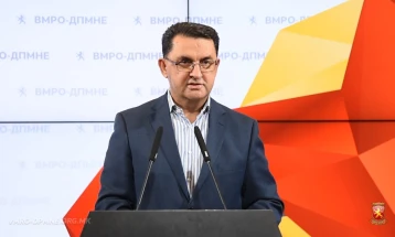 VMRO-DPMNE: Kryetari i Këshillit të Qytetit të Shkupit është penguar të punojë sipas Rregullores së punës