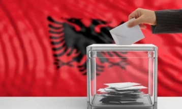 Begaj nënshkroi dekretin: Zgjedhjet lokale në Shqipëri më 14 maj 2023