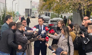 Abdixhiku: Nuk pamë që Kurti ka plan për zgjidhjen e situatës në veri të Kosovës