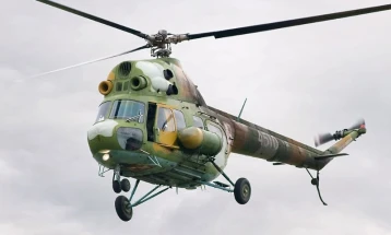 U rrëzua një helikopter në Rusi