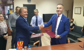 Ohrid Agreement’s original document handed over to State Archive ahead of 20th anniversary
