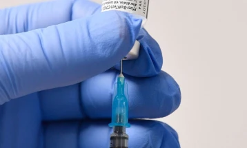 New Zealand approves vaccine for teenagers as Covid cluster grows