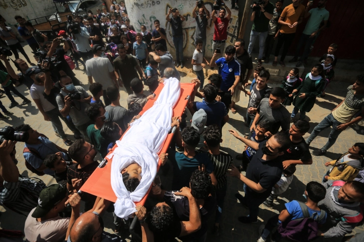Palestinian boy dies in Gaza a week after border clashes with Israel
