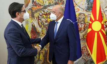 President Pendarovski meets Greek FM Dendias