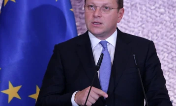 EU’s Varhelyi urges Serbia and Kosovo to restore dialogue