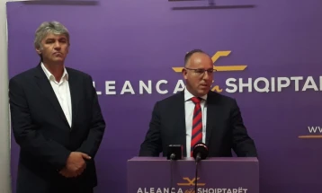 Alliance for Albanians opens election HQ in Tetovo on start of campaign