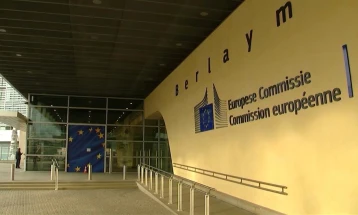 EC: No change in position, start of EU negotiations with Skopje and Tirana in December