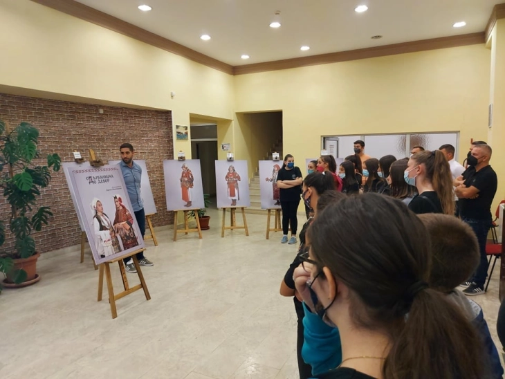 Gevgelija hosts traditional Macedonian bridal dress photo show