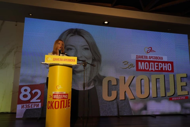 Independent hopeful for Skopje mayor presents election program