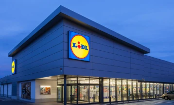 Lidl bans tobacco, cigarettes from branches in Netherlands