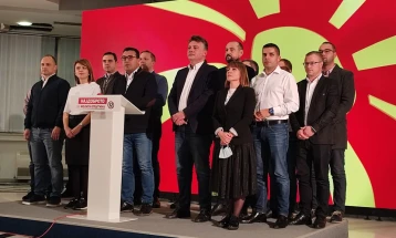 Zaev steps down as PM and SDSM leader, says no time for early elections