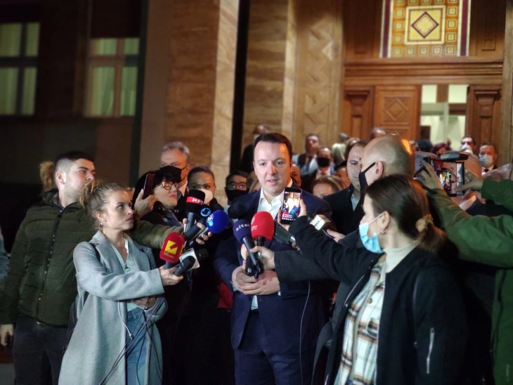 VMRO-DPMNE demands snap elections
