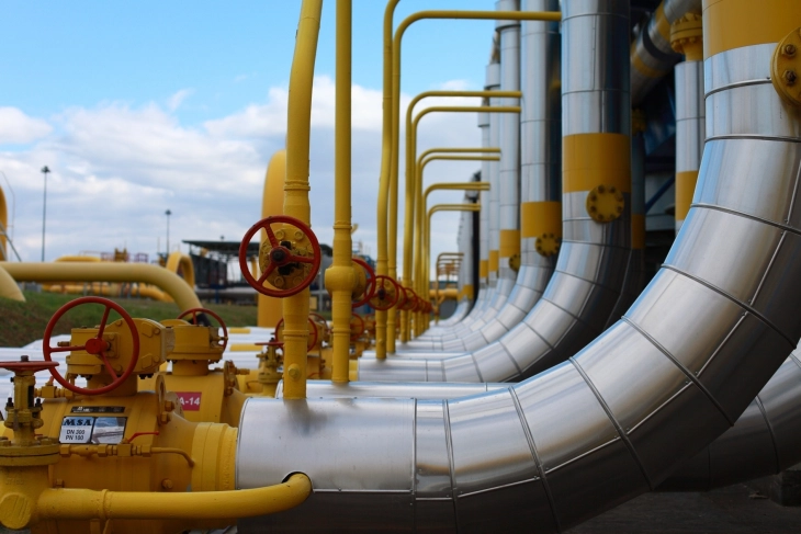 Russia assures European gas supplies despite Belarus threats