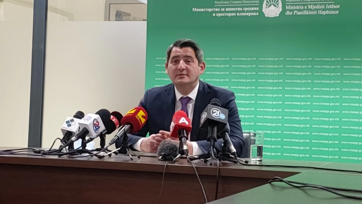 Environment minister: Biodegradable bags can be produced until June 2023