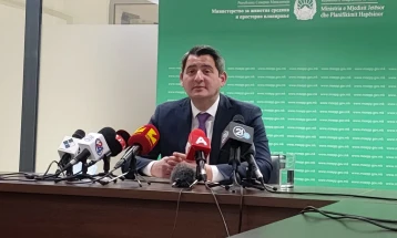 Environment minister: Biodegradable bags can be produced until June 2023