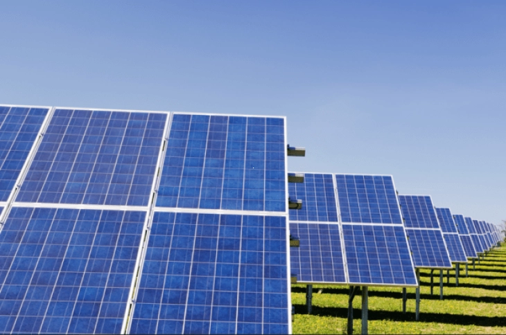 Government approves two investments in photovoltaic power stations worth EUR 116 million (COR)