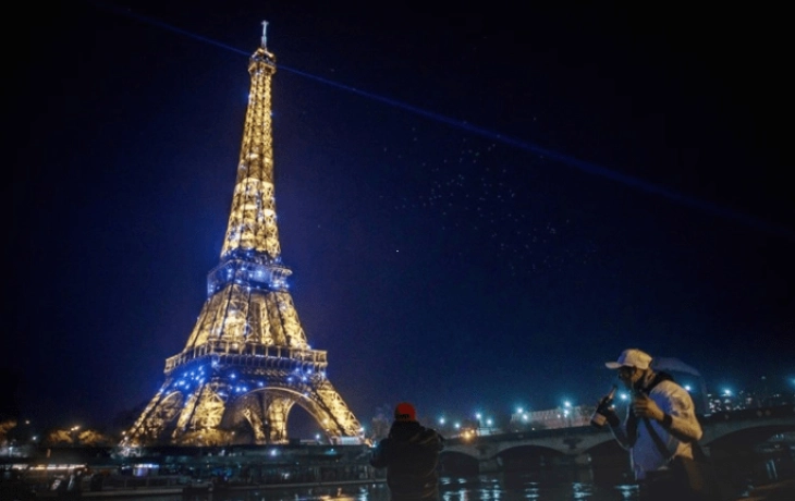 New Year's Eve fireworks cancelled in Paris as coronavirus spreads