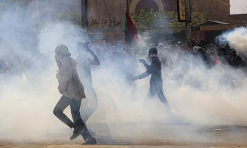 Security forces use tear gas as fresh demonstrations called in Sudan