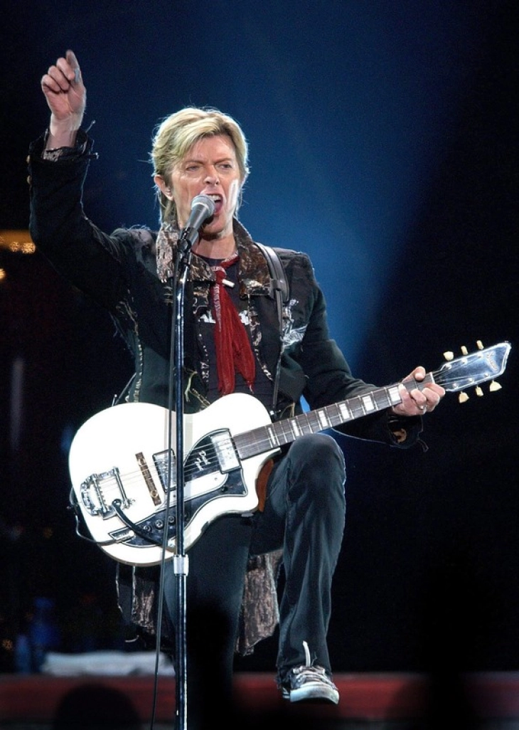 Deutsche Post to launch special postage stamp honoring David Bowie on his birthday
