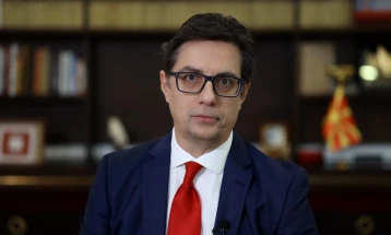 Pendarovski: Countries have the responsibility to provide protection of refugees and human rights