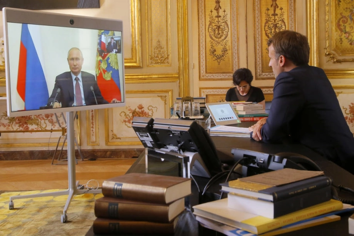 Putin repeats security demands from West during Macron phone call