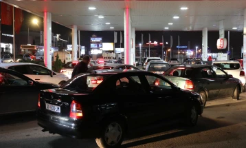 Queues form at gas stations in Skopje after price hike