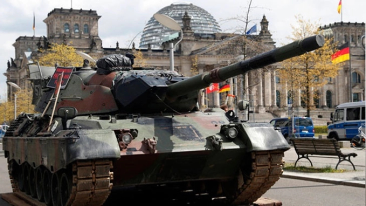 Germany to offer Ukraine tanks as US hosts defence conference