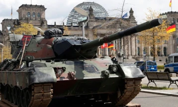 Germany to offer Ukraine tanks as US hosts defence conference