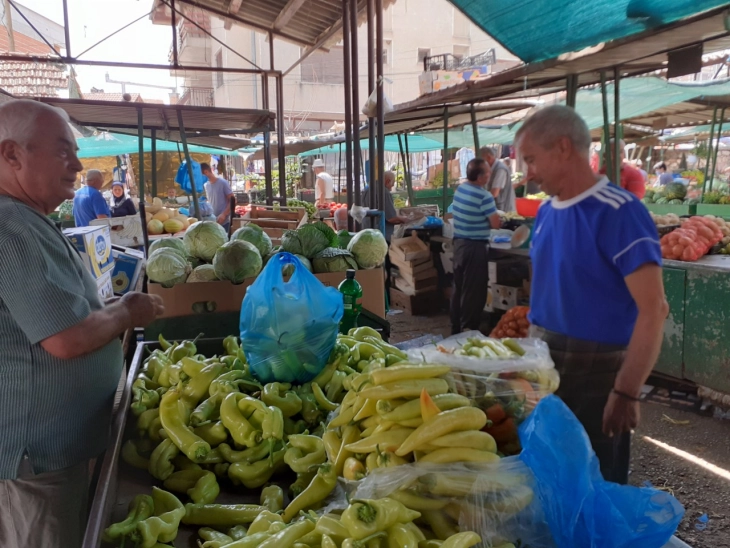 Prices drop dramatically at Delchevo farmers market
