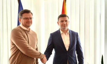 FM Osmani meets his Ukrainian counterpart Kuleba in Berlin