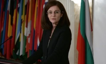 Bulgarian foreign minister in Skopje to resume dialogue on open bilateral issues