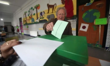 Right-wing populists win absolute majority in Spain's Andalusia