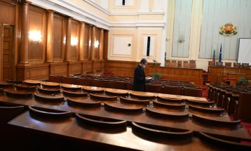 Bulgarian parliamentary foreign affairs committee to discuss French proposal tomorrow