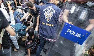 Turkish police detain more than 200 at Istanbul Pride Parade