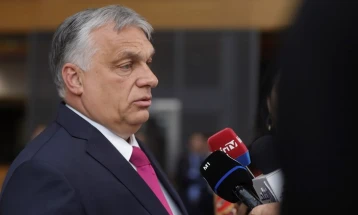 Orban says EU trying to impose values, criticizes Ukraine strategy