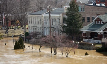 Kentucky floods death toll rises to 25