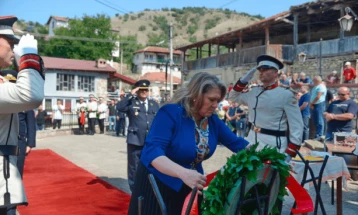 Defence Minister Petrovska pays respects to army reservists killed near Ljubotenski Bachila