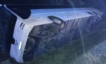 Injured in Serbian bus accident on Bulgaria highway to be transported to border with Serbia, bus driver remains in detention