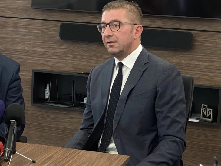 Mickoski: VMRO-DPMNE won't support constitutional changes regardless of referendum outcome 