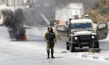 Israeli officer and two Palestinians dead in West Bank gunfire