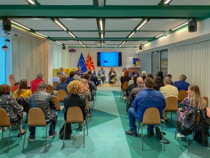 Shaqiri takes part in panel on European Day of Languages