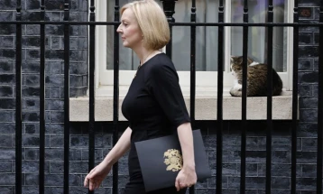 Liz Truss to stay on as British prime minister until successor named