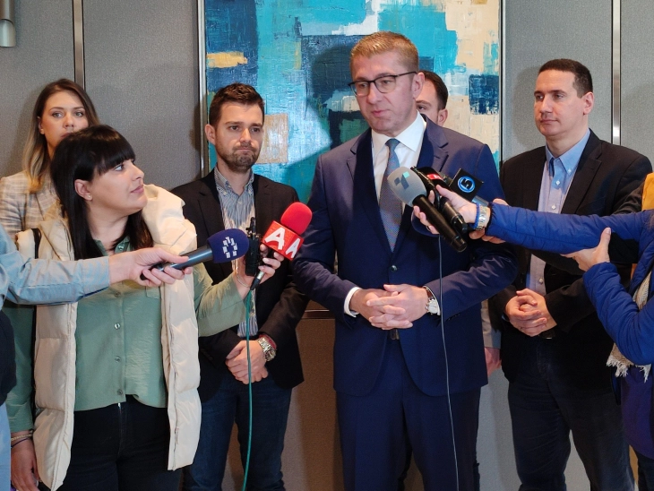 Mickoski says he’ll travel to Blagoevgrad to support Macedonians in Bulgaria