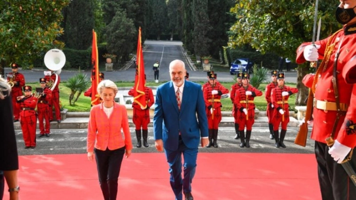 Von der Leyen: EUR 80 million to help Albania deal with energy crisis