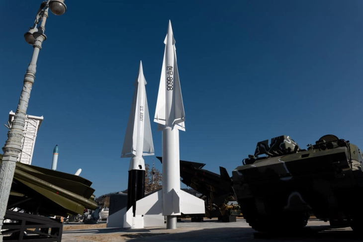 South Korea: Pyongyang fires two short-range ballistic missiles